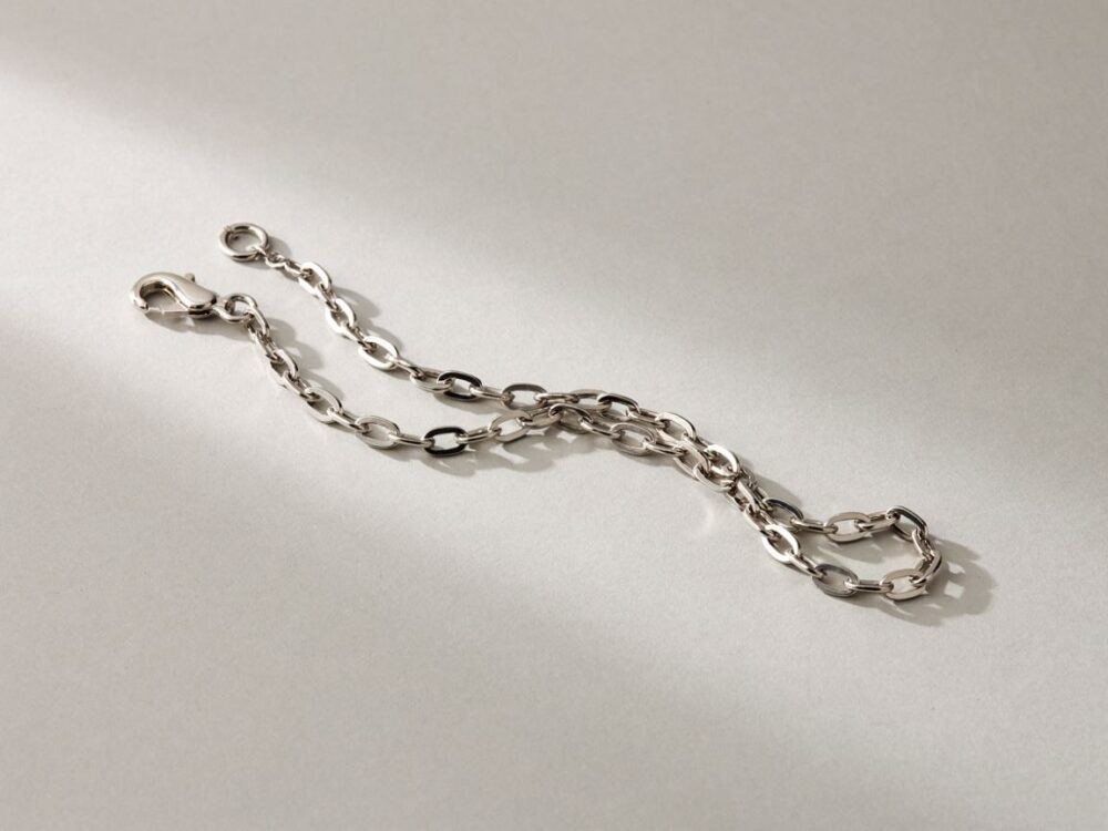 solidny łańcuszek metalowy 60 cm